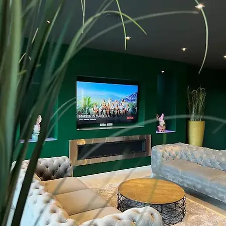 Luxurioese Penthousewohnung In Der Quakenbruecker Altstadt 公寓 *