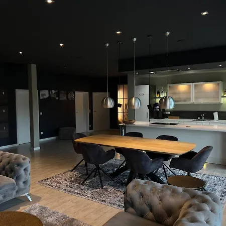Luxurioese Penthousewohnung In Der Quakenbruecker Altstadt 公寓 *